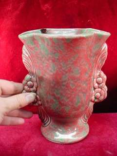 Up for auction is a piece of vintage art pottery by California Pottery 