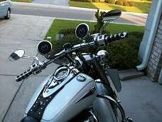 Motorcycle Tunes Chrome 500 Watt Amplified Radio JVC Speaker System 
