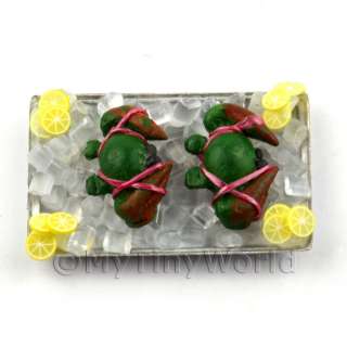 Crabs + Ice on a Tray Dolls House Mini Food (FSHT14)  
