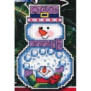  Snowman with Snowballs Ornament kit (cross stitch) Arts 