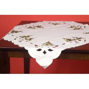  Wimpole Golden Pine & Scrolls Linen Table Cloth 36 Sq 
