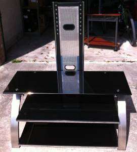 FOR SALE $100.00/OBO Flat Screen TV Stand in EUC