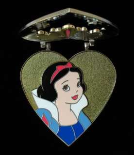 Disney Princess SNOW WHITE HEART CAMEO LOCKET PIN LE300  