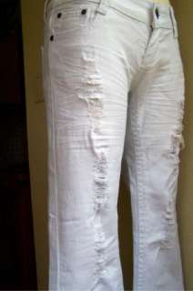 RED RIVET WOMANS SIZE 3 JEANS WHITE NEW  
