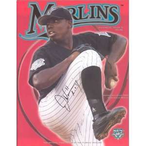  Autographed Dontrelle Willis Picture   with ROY 