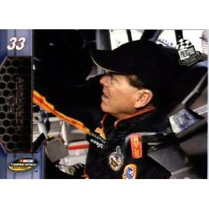  2011 NASCAR PRESS PASS RACING CARD # 49 Ron Hornaday NCWTS 