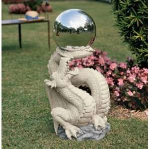    Sir Sagremors Dragon Statue with Gazing Orb