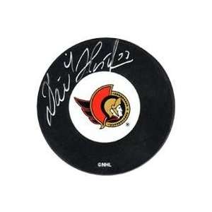  Signed Dominik Hasek Hockey Puck   Autographed NHL Pucks 