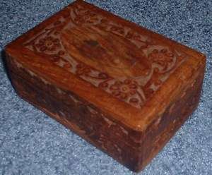 Vintage INDIA INDIAN carved wood box.JEWELRY brass art  