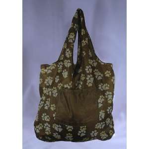  Tuckerbags E 3 paw prints