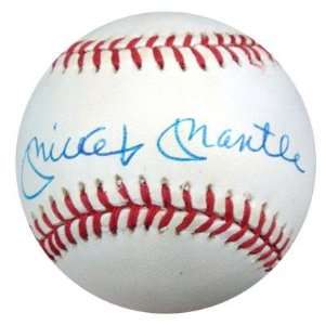 Mickey Mantle Autographed Baseball   AL PSA DNA #K39854   Autographed 