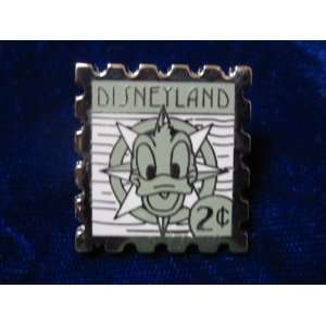  Donald 2 Cent Stamp Pin 