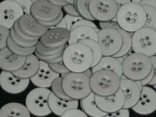 LOT OF 40 GREY BUTTONS 3/4 (19.1 MM) 4 H  