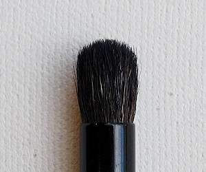 NYX Professional Brush B15   SmokieJoys cosmetics*  