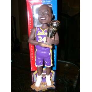  Shaquille ONeal Lakers 2002 Champions Bobblehead Figure 