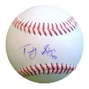  Tony Sipp autographed Baseball