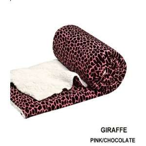  Queen / Full Blanket Sumptuously Soft Plush Pink Giraffe 