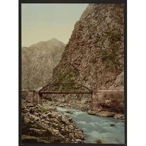   road,the first bridge,Groussie,Georgia,Russia,c1895