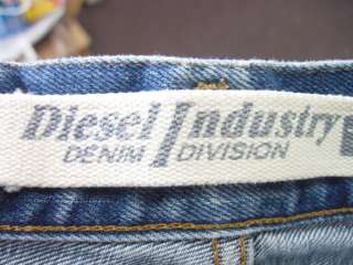 DIESEL INDUSTRY Blue Light Wash Distressed Jeans Sz 29  