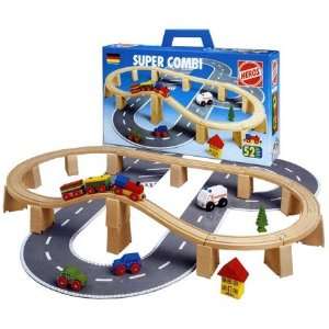  Heros Super Combi Train & Road Set Toys & Games