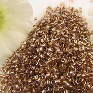  Miyuki delica seed beads 11/0 spkl honey beige lined