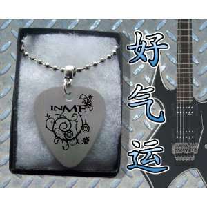  InMe Metal Guitar Pick Necklace Boxed Electronics