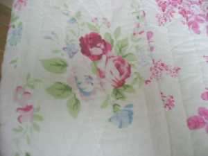 SHABBY COTTAGE PINK ROSES LIZZY CHIC PATCHWORK KING QUILT & SHAMS SET 