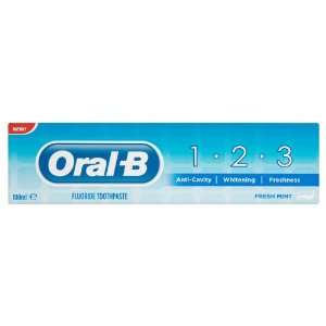 Oral B 1.2.3 Fluoride Toothpaste 100ml (Pack of 3)