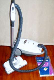 Nice KENMORE Progressive CANISTER Vacuum Cleaner in WHITE True Hepa w 