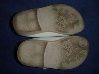OshKosh White Patent Leather Shoes Toddler Girls Sz 4M  