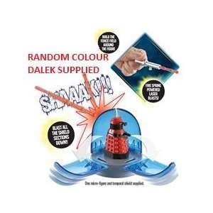   DALEK Temporal Blast Combat Set   RANDOM Colour Dalek Supplied Toys
