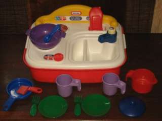 Little Tikes Vintage Portable Play KITCHEN SINK FAUCET Dishes Cups 