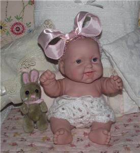 BERENGUER SMILING CHUNKY BABY DOLL~10~CUSTOM KNIT OUTFIT + EXTRA 