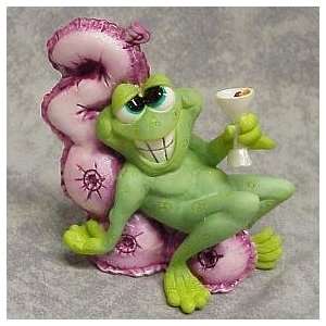  Sprogz   Millennium Hopper Frog Figurine