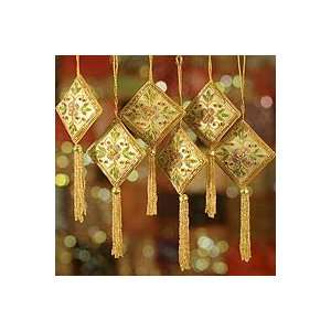  NOVICA Beaded ornaments, Holiday Gold (set of 6)