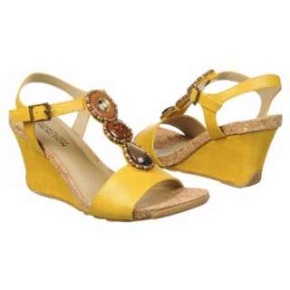 Womens KENNETH COLE REACTION Seeking Cedar Yellow Lizard Shoes 