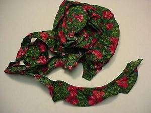 NEW CHRISTMAS SEWING RUFFLE TRIM POINSETTIA RED HOLIDAY  