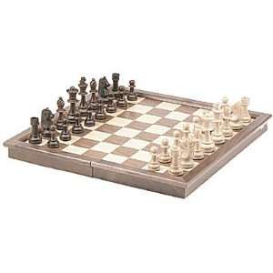  17 Walnut Tournament Style Chess Set Toys & Games