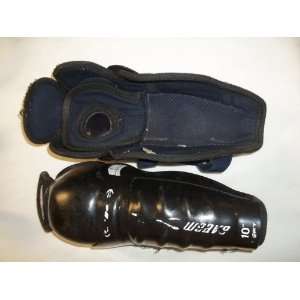  VIC Hockey Shin Guards   siZe is 10 Inch   Excellent 