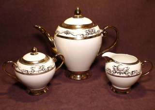 Gold Trimed Antique Design Fine Porcelain China Coffee/Tea Set  