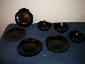   BLACK SEASHELL PLATES & BOWLS (7) SHELL SCALLOP ARCOPAL FRANCE  