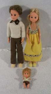   1973 MATTEL SUNSHINE FAMILY mother father baby dolls clothes A  
