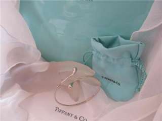 Tiffany & Co Elsa Peretti Elongated Teardrop Sterling Silver Bangle 