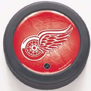  Detroit Red Wings Domed Epoxy Hockey Puck Sports 