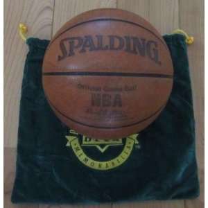 KEVIN GARNETT Game Used Spalding Basketball UDA LOA   NBA Basketballs