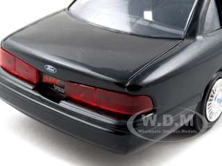 1998 FORD CROWN VICTORIA BLACK 124 DIECAST MODEL CAR  
