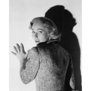 VERA MILES COWERING IN FEAR PSYCHO HIGH QUALITY 16x20 CANVAS ART 