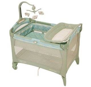 Graco Pack N Play Playard with Bassinet and Changer, Margo by Graco 