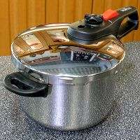 MAGEFESA 18/10 Stainless Steel Pressure Cooker 4.3Qt  