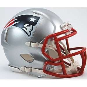  New England Patriots Riddell Speed Replica Mini Helmet 